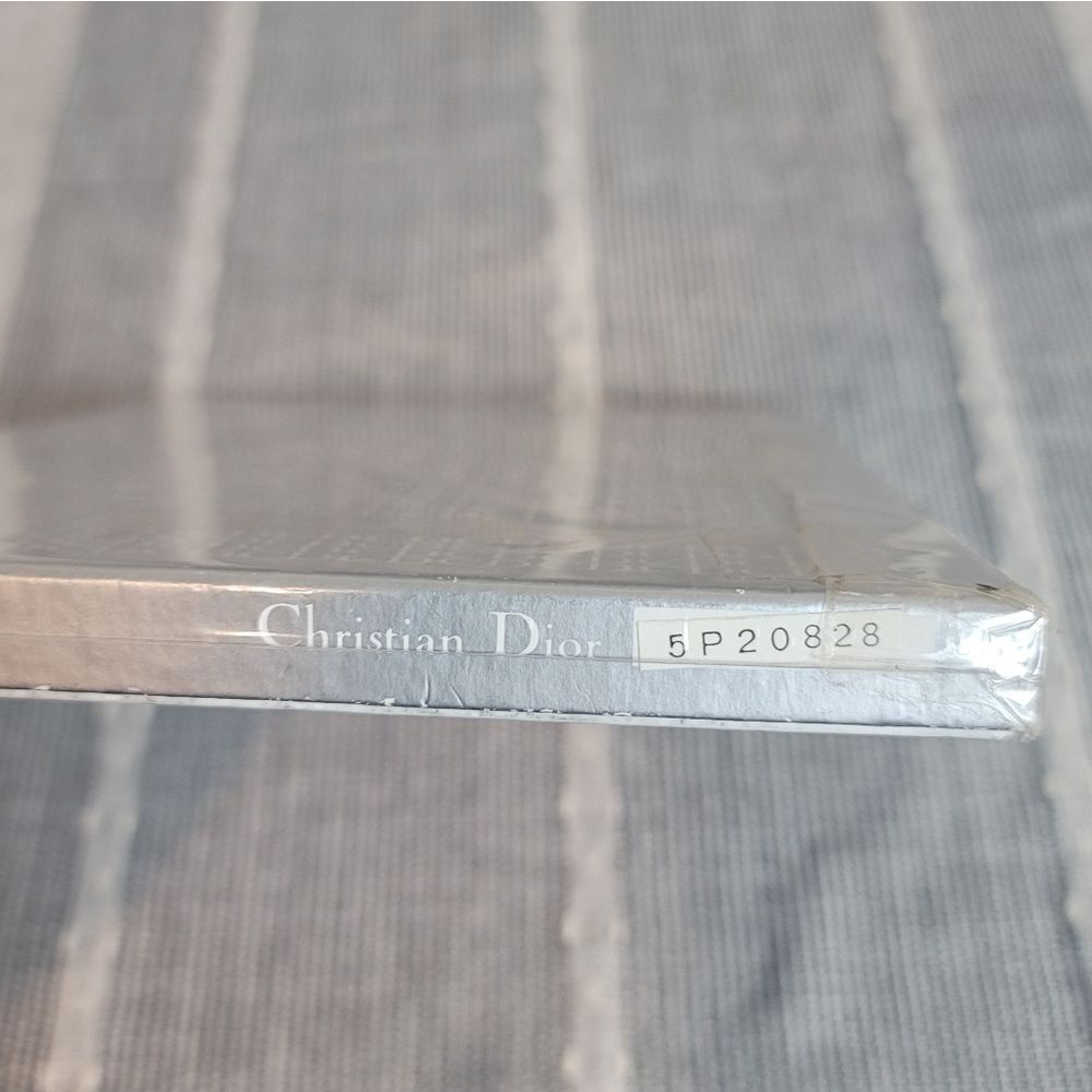 CHRISTIAN DIOR Vintage Handkerchief Set - Picture 8 of 8